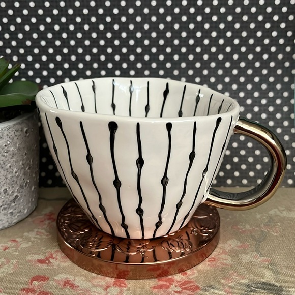 The Old Pottery Company Hand Painted Black Ivory Ceramic Coffee Mug, Gold Handle - Picture 2 of 8